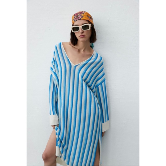 Women’s Blue and White Striped Linen Zara V-Neck Tunic Dress - Picture 3 of 14